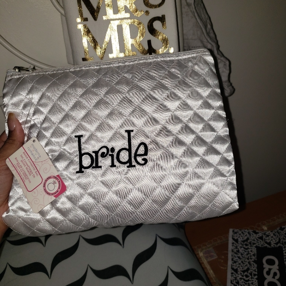 Bride cosmetic bag BOGO